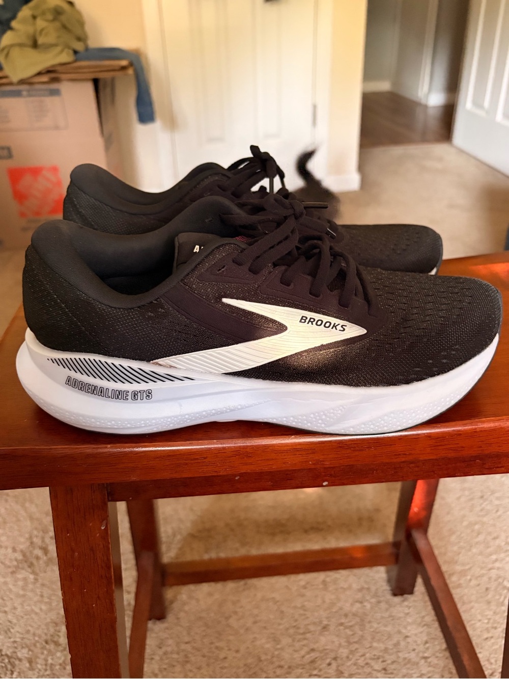 Brooks Adrenaline GTS 24 W10 wide
